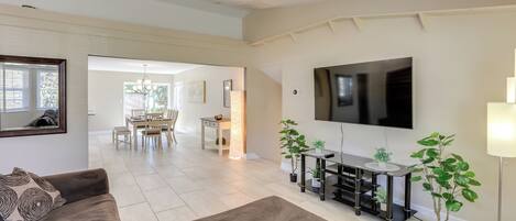 Casa (3 Bedrooms) | Vista frontal de la propiedad