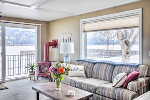 Apartment (1 Bedroom) | Interior - Waterfront Sandpoint Vacation Rental: Lake Access! (Sandpoint)