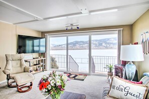 Apartment (1 Bedroom) | Front of property - Waterfront Sandpoint Vacation Rental: Lake Access! (Sandpoint)