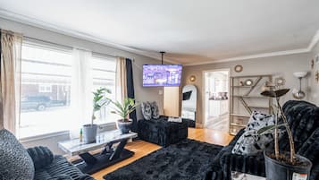 Nhà (3 Bedrooms) | Nội thất