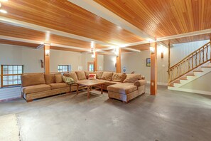 Rumah (2 Bedrooms) | Interior