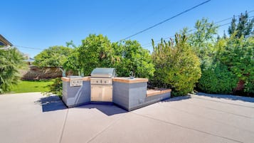 Apartment (0 Bedroom) | Bahagian dalam