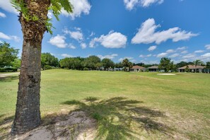 House (2 Bedrooms) | Interior - Ocala Home w/ Screened-in Porch & Community Perks! (Ocala)