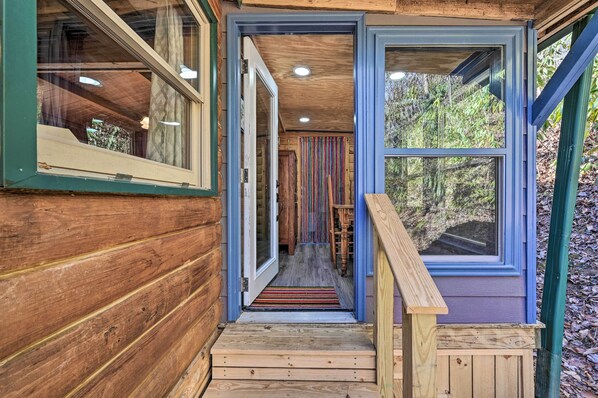 Apartment (0 Bedroom) | Interior - Rosman Vacation Rental w/ Charcoal Grill! (Rosman)