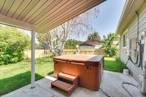 House (5 Bedrooms) | Interior