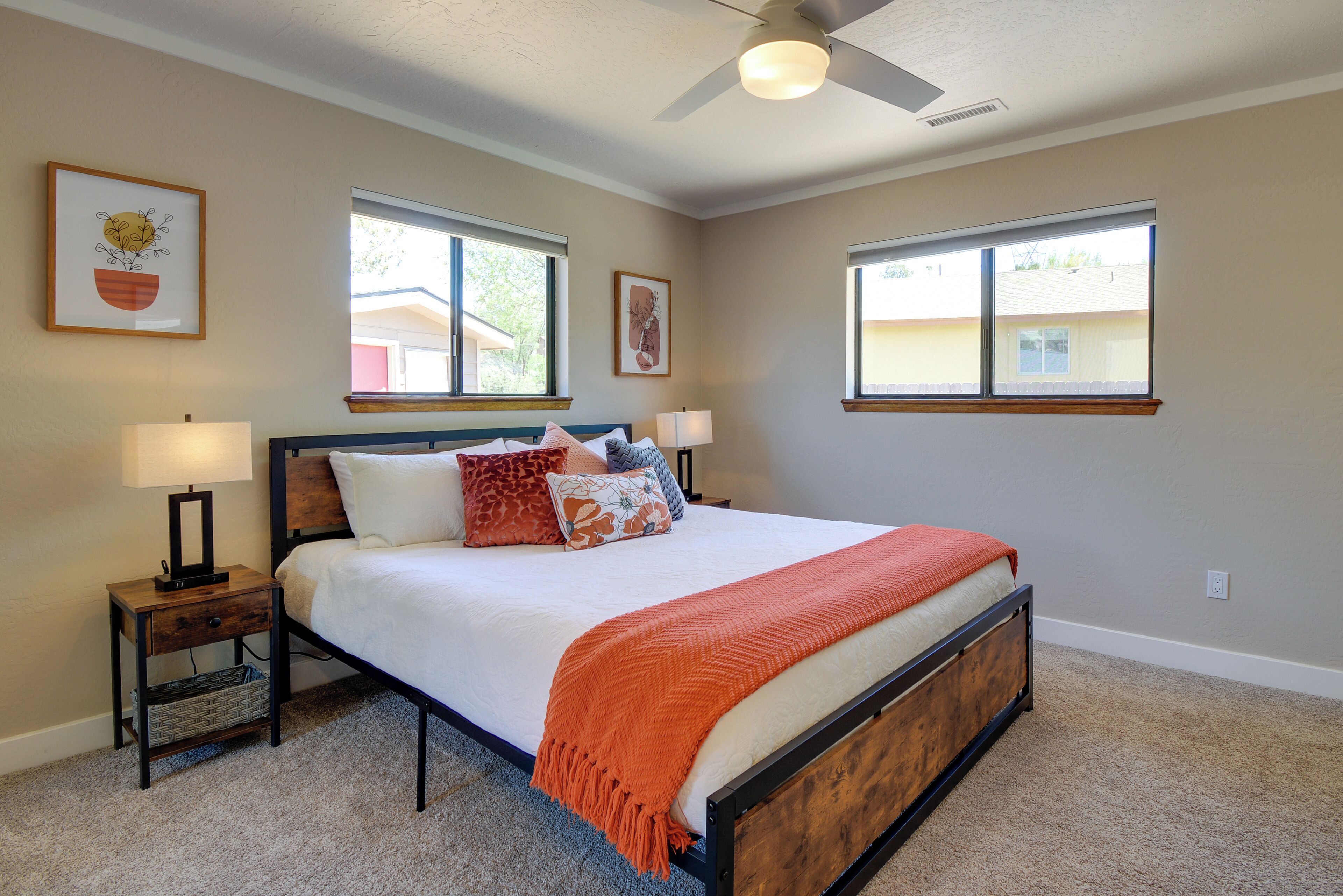 House (2 Bedrooms) | Interior