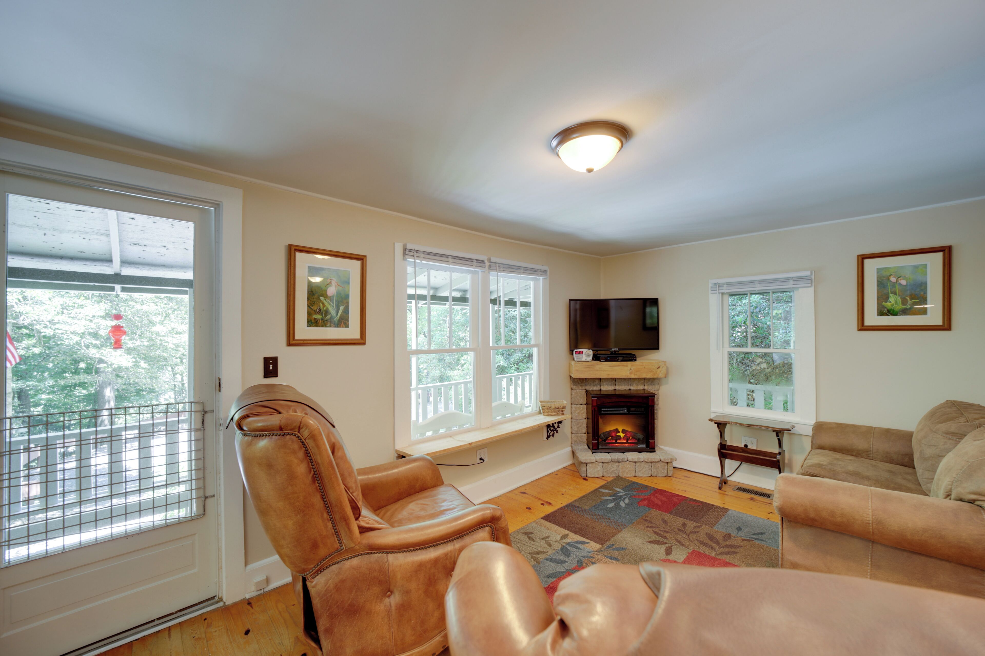 Cottage (2 Bedrooms) | Interior