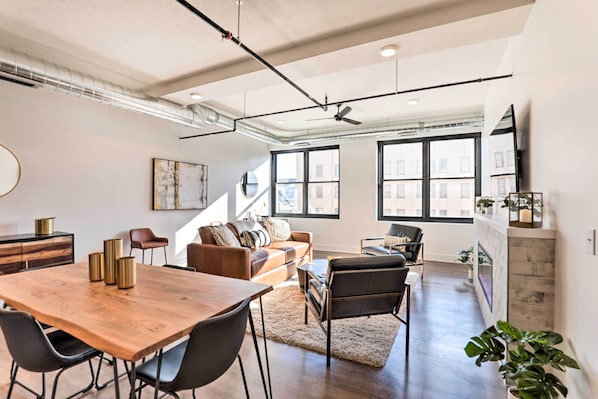 Apartment (1 Bedroom) | Interior
