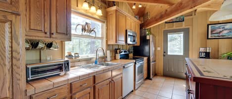 House (2 Bedrooms) | Interior