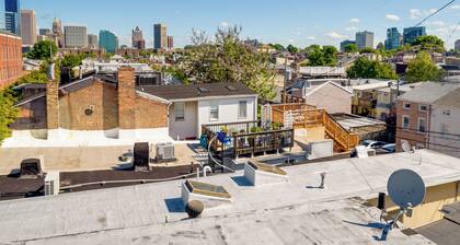 1 Mi to to M&T Bank Stadium: Home w/ Rooftop Patio