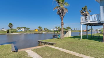 House (2 Bedrooms) | Property grounds