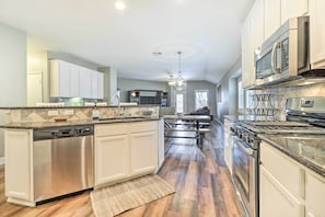 House (4 Bedrooms) | Interior - Pet-friendly Home w/ Pool, 25 Mi to Austin! (Leander)