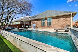 House (4 Bedrooms) | Interior - Pet-friendly Home w/ Pool, 25 Mi to Austin! (Leander)