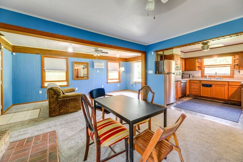 North Carolina Getaway Near Kayaking & Fishing!