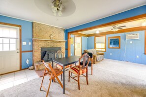 Interior - North Carolina Getaway Near Kayaking & Fishing! (Oriental)