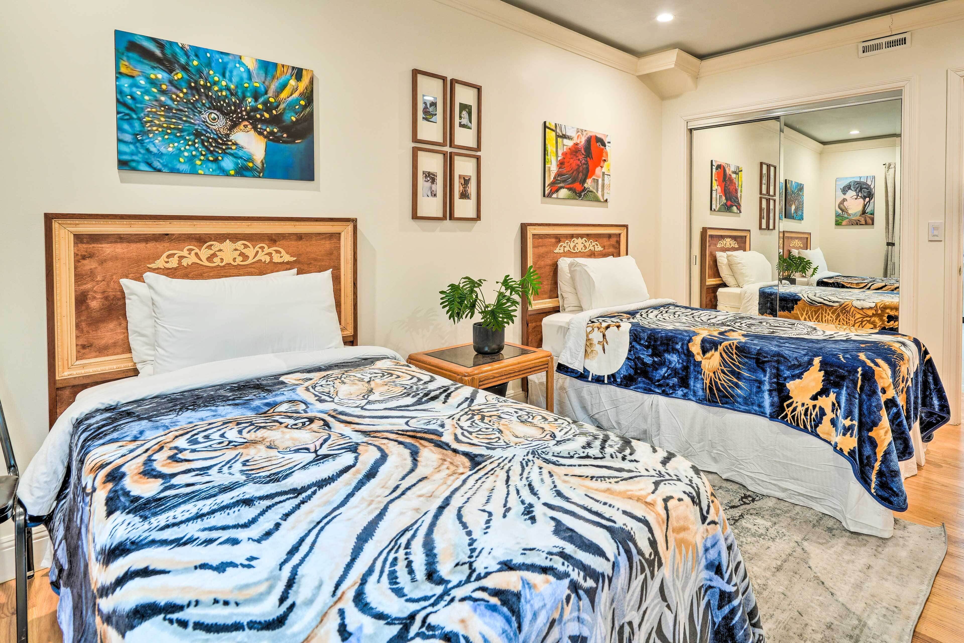 3 bedrooms, iron/ironing board, free cribs/infant beds, bed sheets