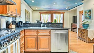 Highchair, paper towels