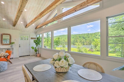 Catskills Sanctuary w/ Lake Access + Hot Tub