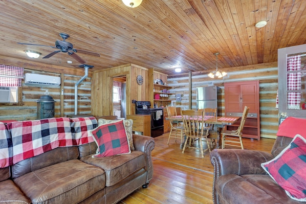 Interior - Historic Log Cabin w/ Porch Near Patoka Lake! (Taswell)