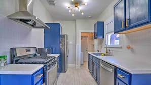 Microwave, oven, stovetop, dishwasher - Updated San Antonio Home ~ 3 Mi to Downtown! (San Antonio)