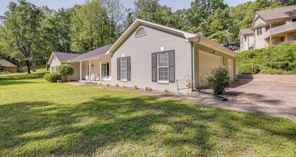 North Bentonville Vacation Rental Near Bike Trails
