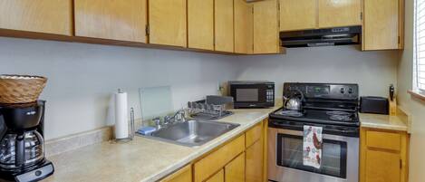 Apartment (0 Bedroom) | Interior