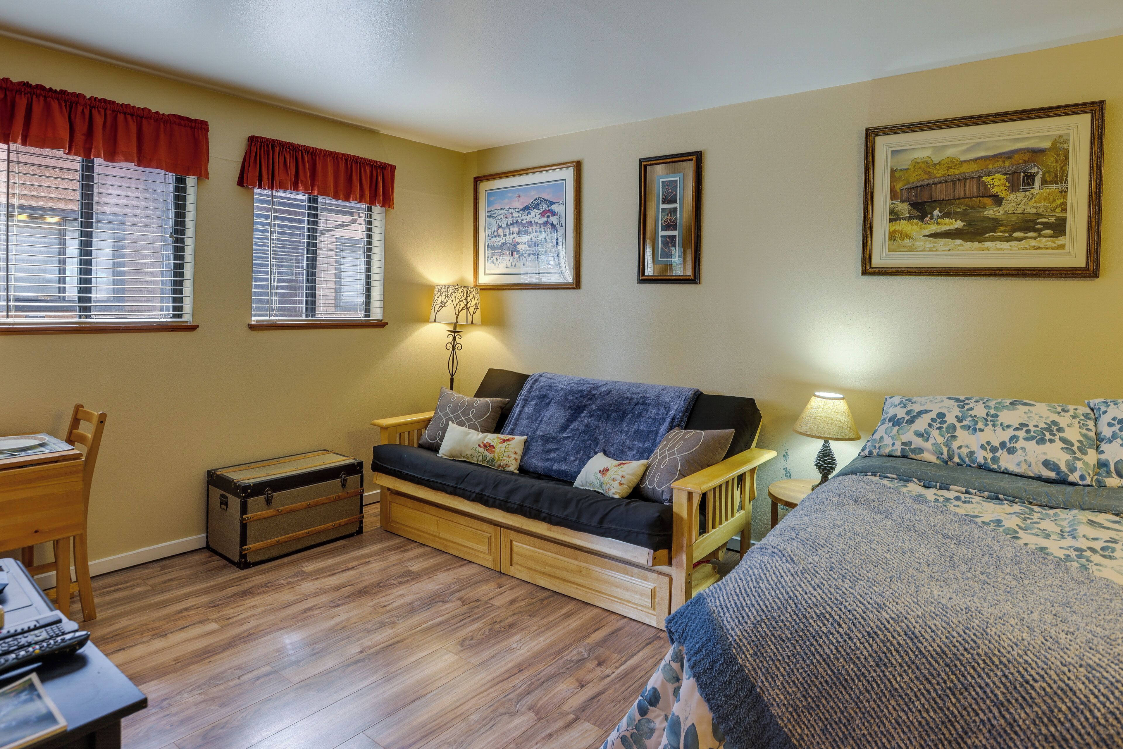 Apartment (0 Bedroom) | Interior