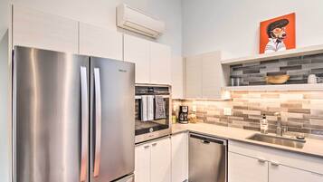 Apartment (1 Bedroom) | Interior