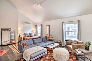 Apartment (1 Bedroom) | Interior