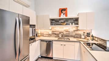 Apartment (1 Bedroom) | Interior