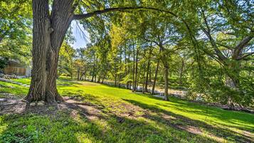 Cottage (2 Bedrooms) | Interior