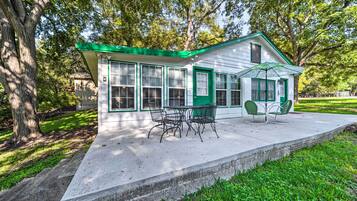 Cottage (2 Bedrooms) | Interior