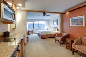 Iron/ironing board, bed sheets - Ski-in/ski-out Crested Butte Studio w/ Pool Access (Crested Butte)