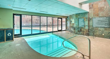 Ski-in/ski-out Crested Butte Studio w/ Pool Access