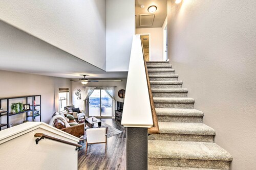 Modern Poncha Springs Townhome w/ Mtn Views!