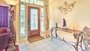 Interior - Eclectic Montgomery Home Near Lake Conroe! (Montgomery)