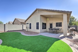 House (3 Bedrooms) | Interior - Sunlit Peoria Gem w/ Yard: Hike, Golf & Explore! (Peoria)