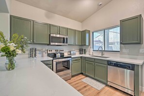 House (3 Bedrooms) | Interior - Private Yard: Sunlit Peoria Vacation Rental! (Peoria)