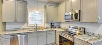 Walk to Old Town: Quiet Bluffton Vacation Rental