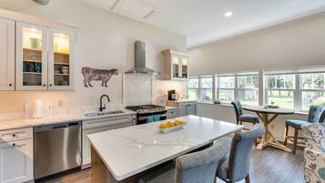 Cottage (1 Bedroom) | Interior