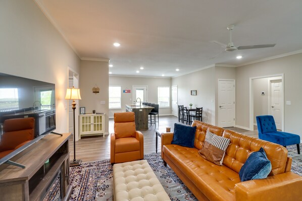 House (2 Bedrooms) | Living area | TV, fireplace - Quaint Harrison Home 2 Mi to Downtown! (Harrison)