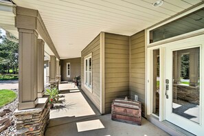 House (4 Bedrooms) | Interior - Tranquil Lake Elmo Farmhouse: Hiking Nearby! (Lake Elmo)