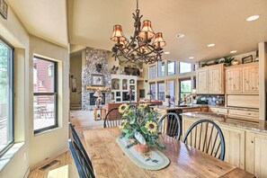 House (3 Bedrooms) | Interior - Torreon 'crow's Nest' Mountain Home w/ Views! (Show Low)