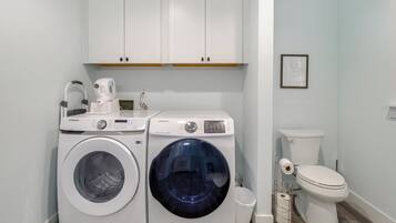 Casa (2 Bedrooms) | Interior