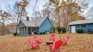 House (2 Bedrooms) | Front of property