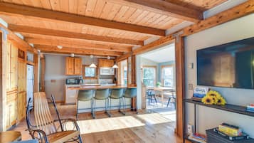 House (1 Bedroom) | Interior