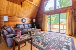 Interior - Rustic Fancy Gap Vacation Rental With Fire Pit (Fancy Gap)