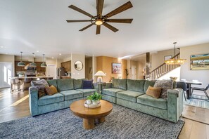 Interior - Modern Flagstaff Retreat w/ Fire Pit & EV Charger! (Flagstaff)