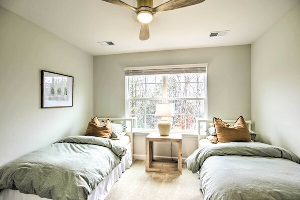 House (6 Bedrooms) | Interior - Chapin Vacation Rental ~ 11 Mi to Lake! (Chapin)