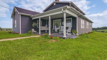 House (5 Bedrooms) | Front of property